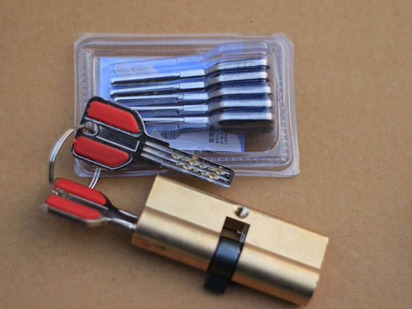 麟游24小时上门开锁公司